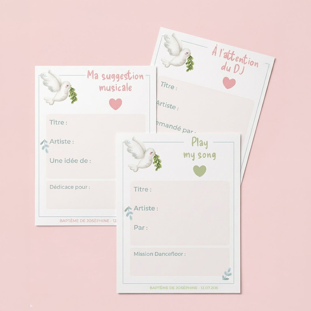Trois coupons d'animation de fête « Carte DJ - Colombe » personnalisés pour un baptême, avec différentes options de phrases d'accroche, disposés sur un fond uni rose pastel.