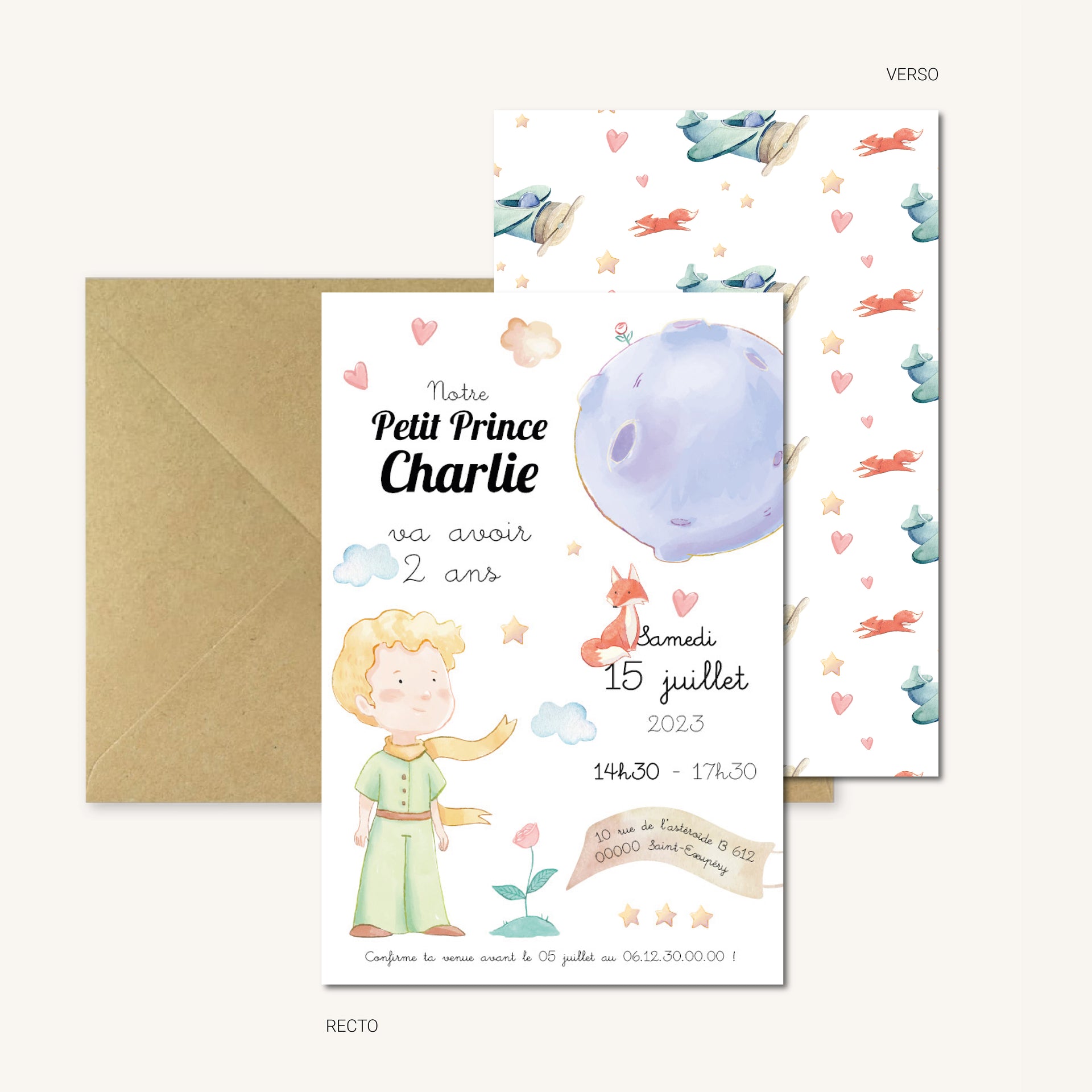 image de l'invitation anniversaire personnalisée Le Petit Prince, recto-verso, avec illustrations enfantines du Petit Prince, renard, planète, étoiles et nuages, livrée avec enveloppe kraft.